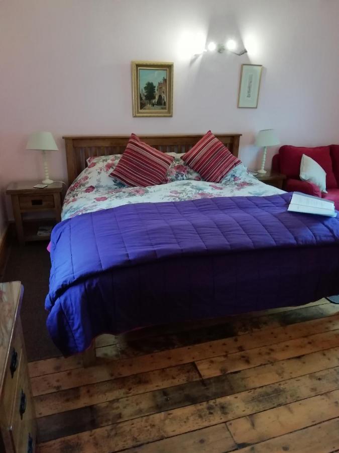 Pantasaph Farm B&B Холиуел Екстериор снимка